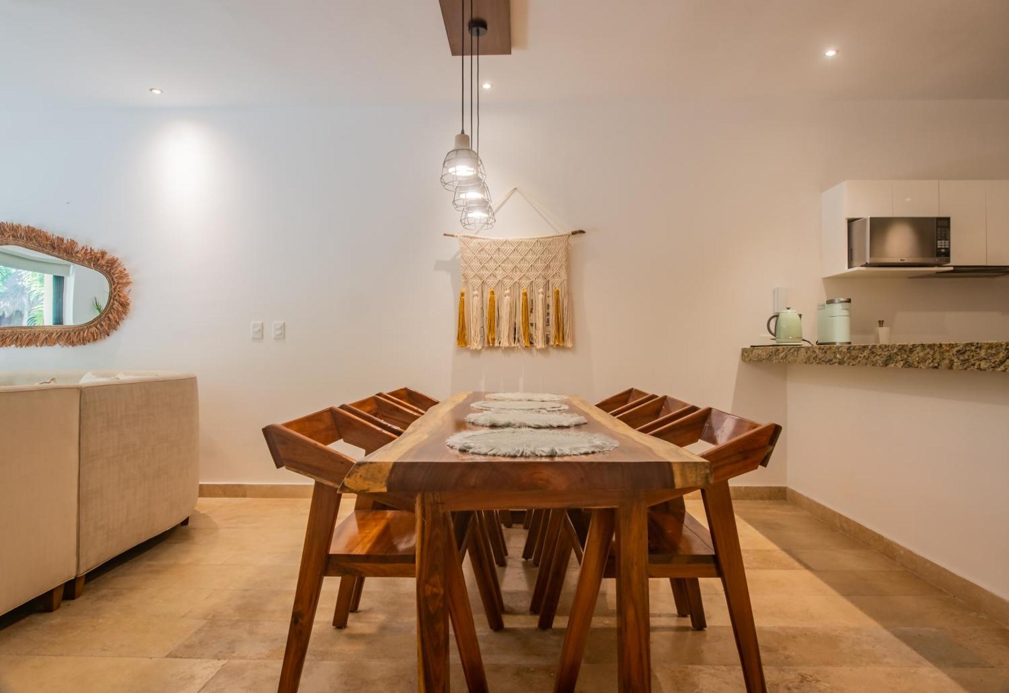 Luxury Aldea Zama 2Bed - 2Bat Apartment Private Terrace & Swim Up トゥルム エクステリア 写真